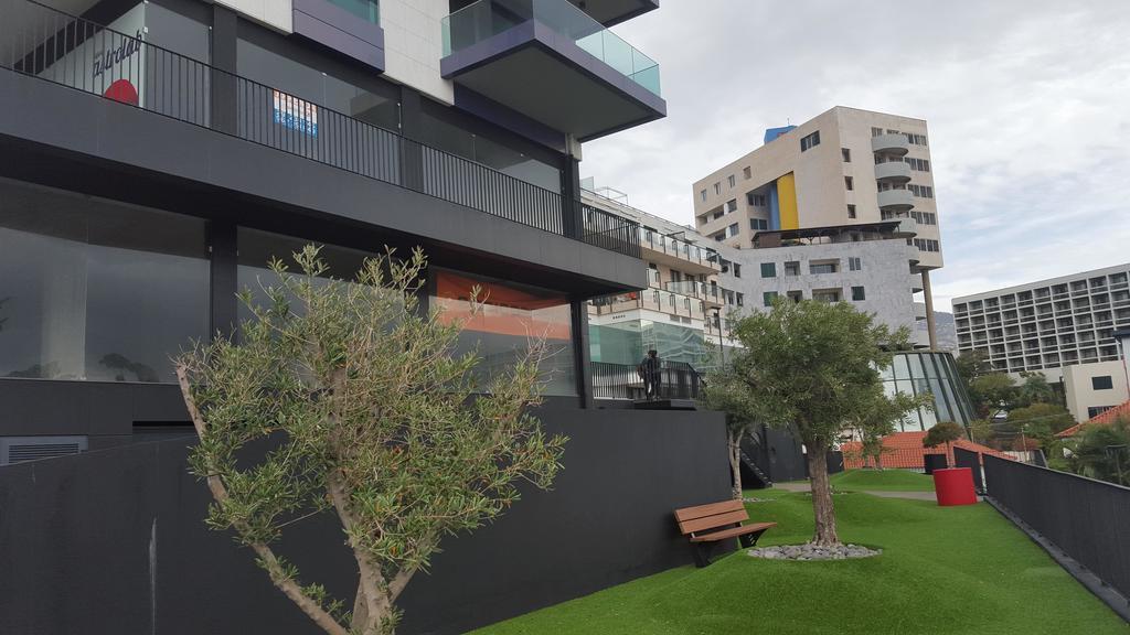 Astro Madeira Apartments ฟุงชาล ภายนอก รูปภาพ